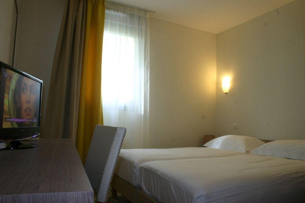 Brit Hotel Alghotel Cancale Eksteriør billede