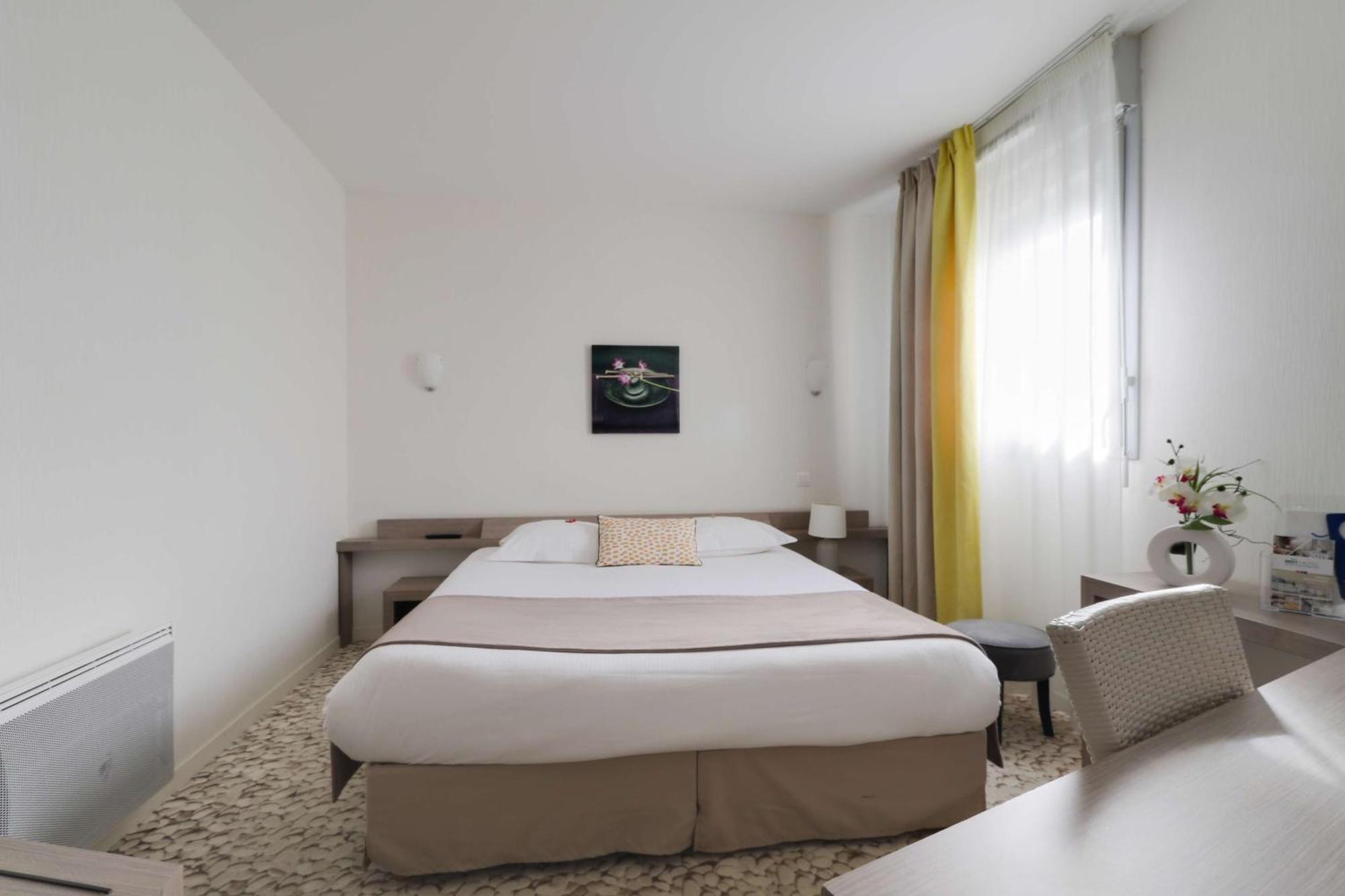 Brit Hotel Alghotel Cancale Eksteriør billede